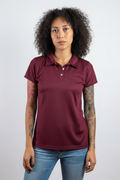 Polo chica vino